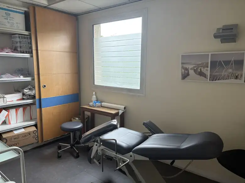 Une salle de prélèvement — Laboratoire Cerballiance à Vigneux-sur-Seine