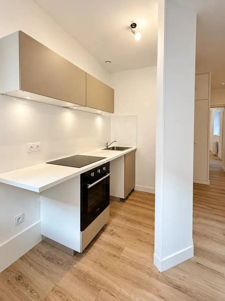 La cuisine équipée — Immeuble de rapport de 130m² composé de 4 lots à Juziers