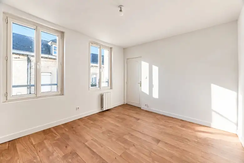 La seconde chambre — Immeuble de 192m² composé de 4 appartements à Le Petit-Quevilly