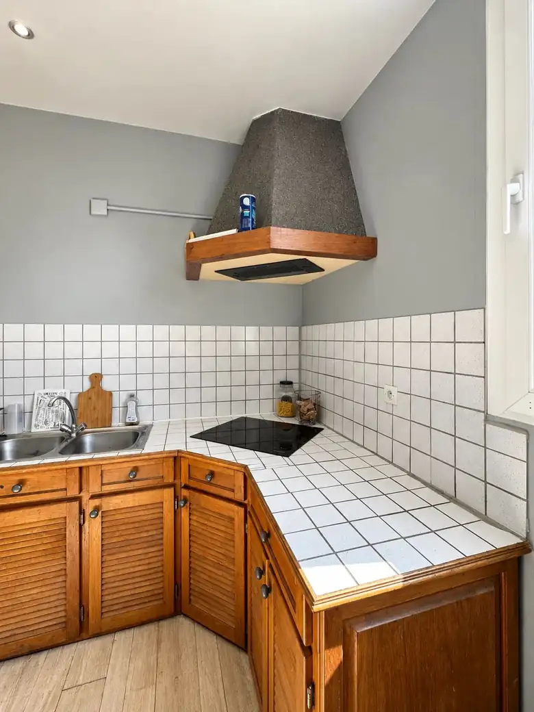 La cuisine — Immeuble de rapport de 130m² composé de 4 appartements allant du studio au T2 à Saint-Brieuc
